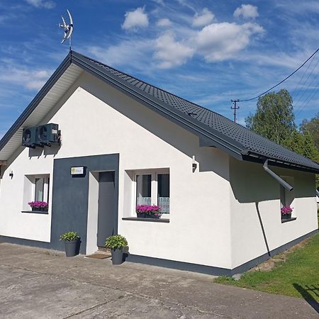 Appartement Letnia Oaza "Akacja" à Sobienie Jeziory Extérieur photo
